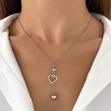 Колие от медицинска стомана със сърце