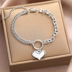   Гривна от стомана със сърце "DAY"