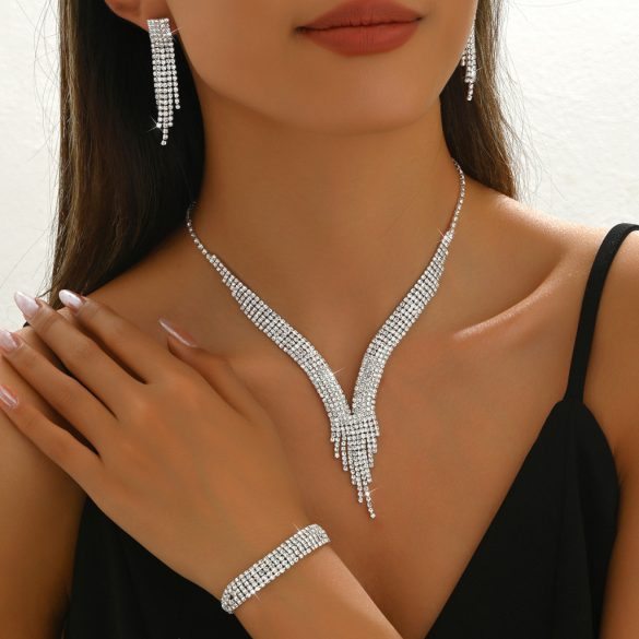 Луксозен официален комплект бижута – колие, обеци и гривна с кристали Карина