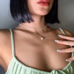   Елегантно колие с малки перли на два реда