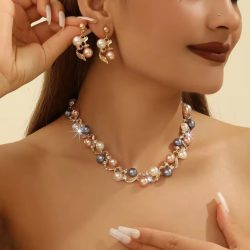  Официални бижута колие и обеци Лорита
