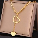 Колие от стомана златно сърце